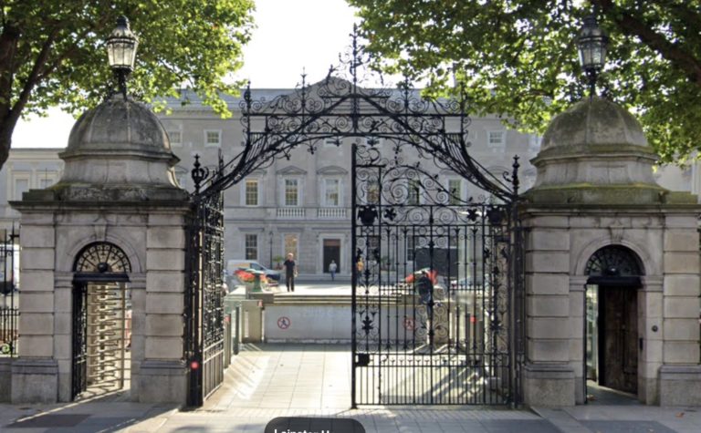 Temperature checking system to be installed at Leinster House following questioning by Tipp FM