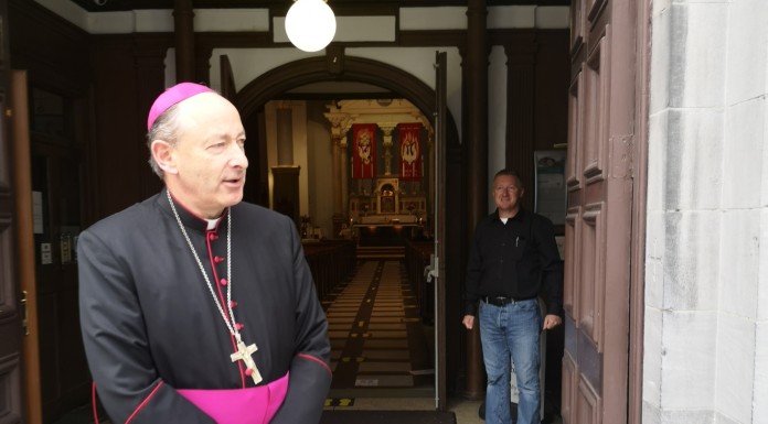 Bishop of Waterford and Lismore urges people to not attend large funeral gatherings