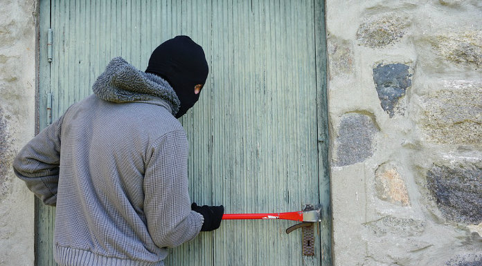 Man beaten by burglars on Offaly/Tipp border