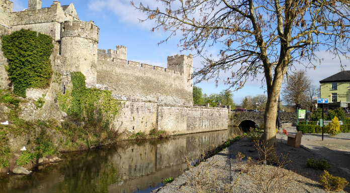 Plans to light up Cahir Weir.