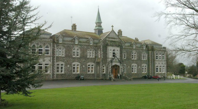 Tipp boarding school fights back