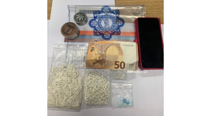 Drugs and cash seized in Clonmel