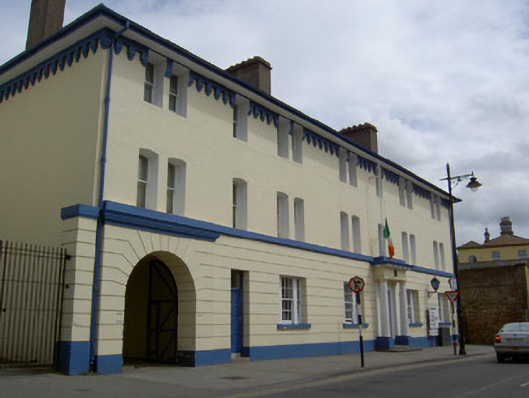 Arrest following aggravated burglary in Clonmel