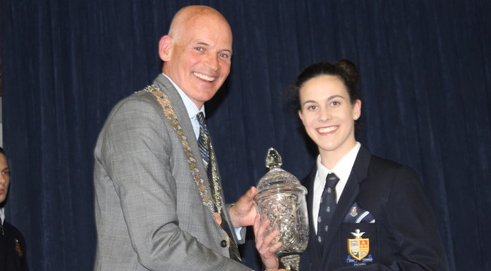 Tipperary student wins national award for highest accounting results