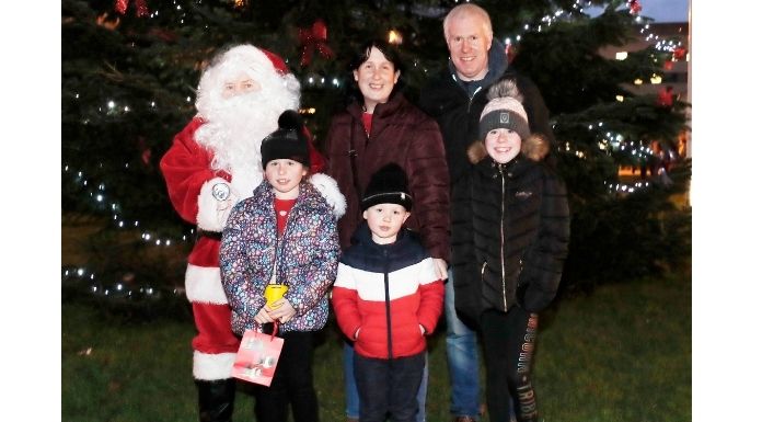 Tipperary girl turned on Christmas lights at Limerick hospital