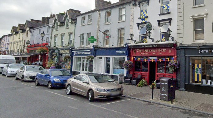 Damage to Cars & Businesses in Cahir while Windows smashed at Cashel Garda Station