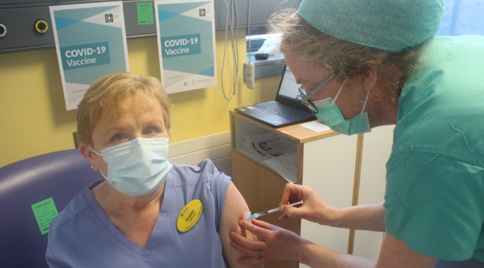 UHL staff vaccinations underway with ED nurse first to get jab